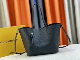 Picture of LV Lady Handbags _SKUfw155213816fw